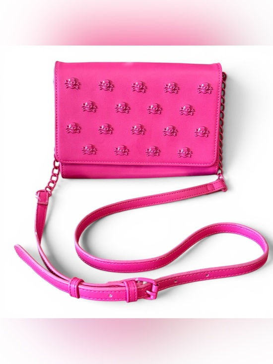 Betsey Johnson Handbags - Betsey Johnson XOSYBIL Studded Skull Crossbody Front Flap Matching Chain Strap